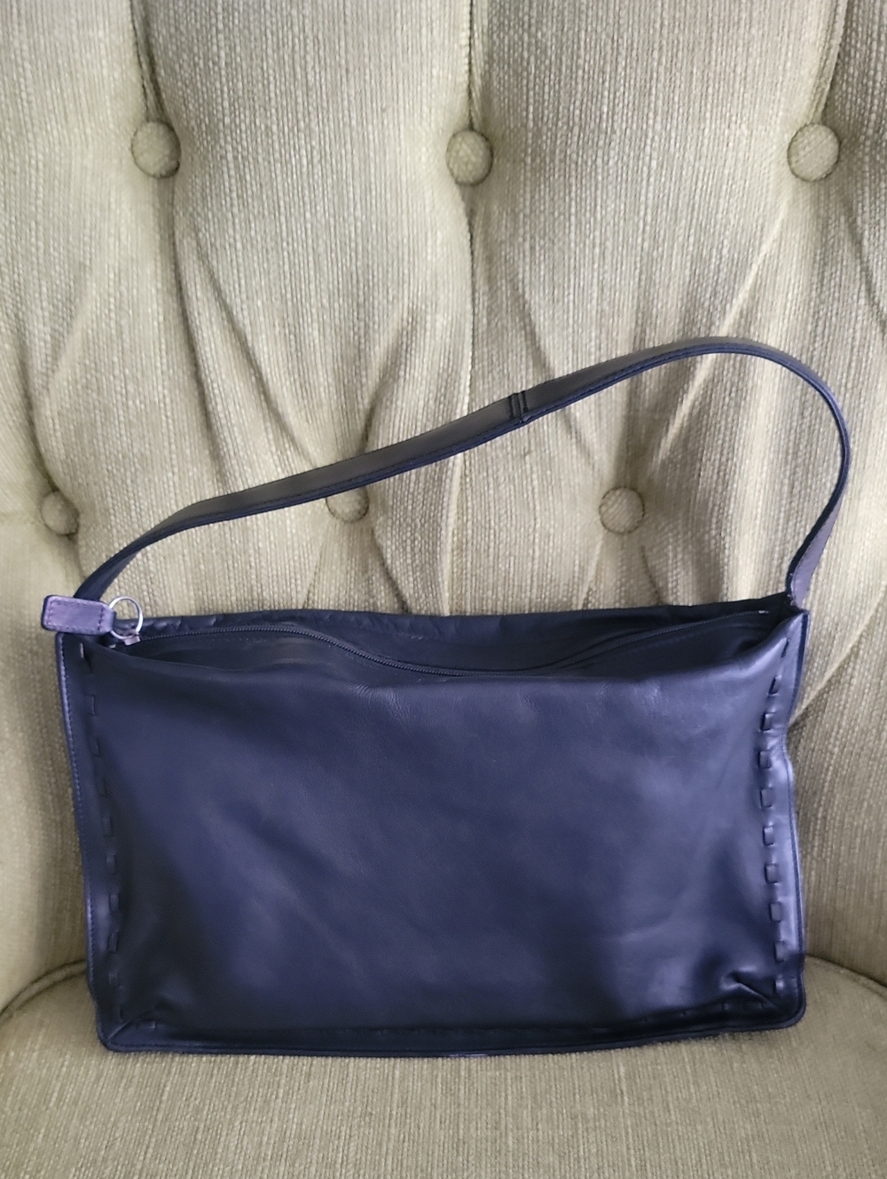 Coach Rare Vintage Leather Shoulder Bag - Timeless Women's Handbag